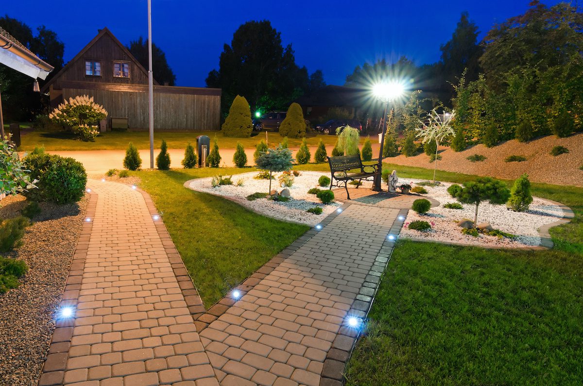 apartment maintenance checklist items for outdoor areas