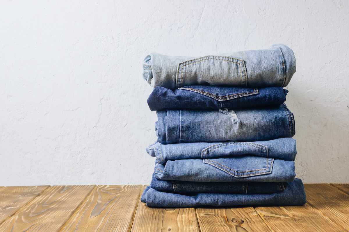 Folding jeans