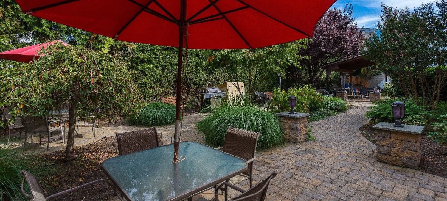 Image for 10 Gorgeous Apartment Courtyards and Gardens in Philadelphia