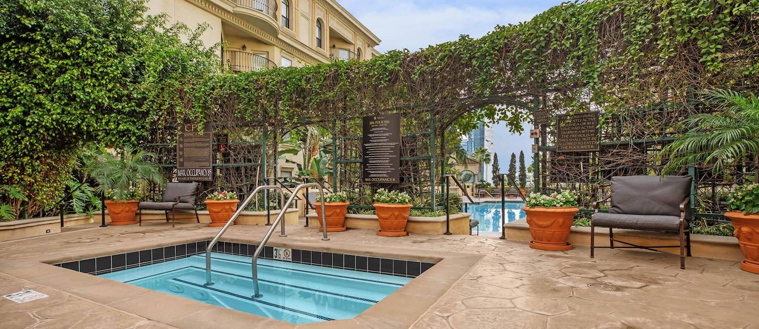 Image for 10 Los Angeles Apartments That Are Better Than Spas