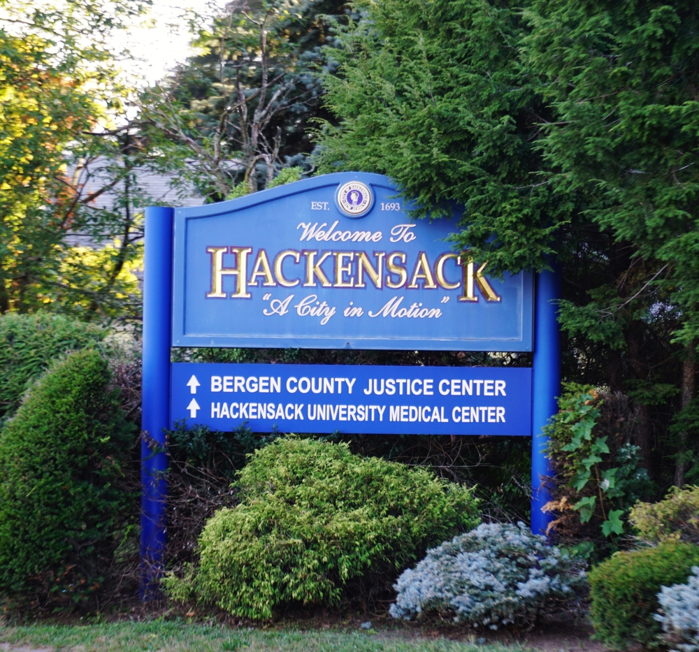 Welcome to Hackensack sign